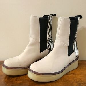 Mi.iM Cream & Black Pullon Ankle Boots with Zebra Print size 8